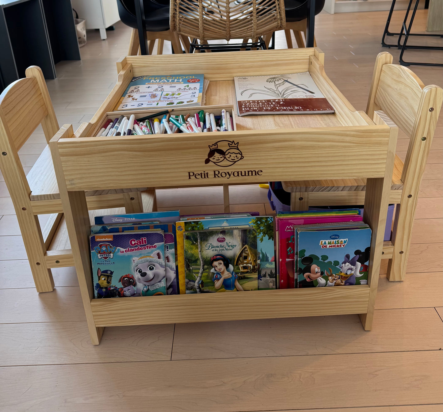 Table Montessori avec chaises – Ensemble meubles pour enfants – Bois naturel